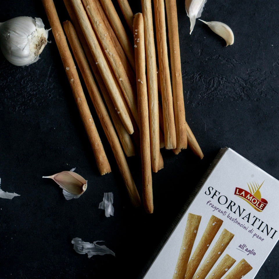Sfornatini with Garlic