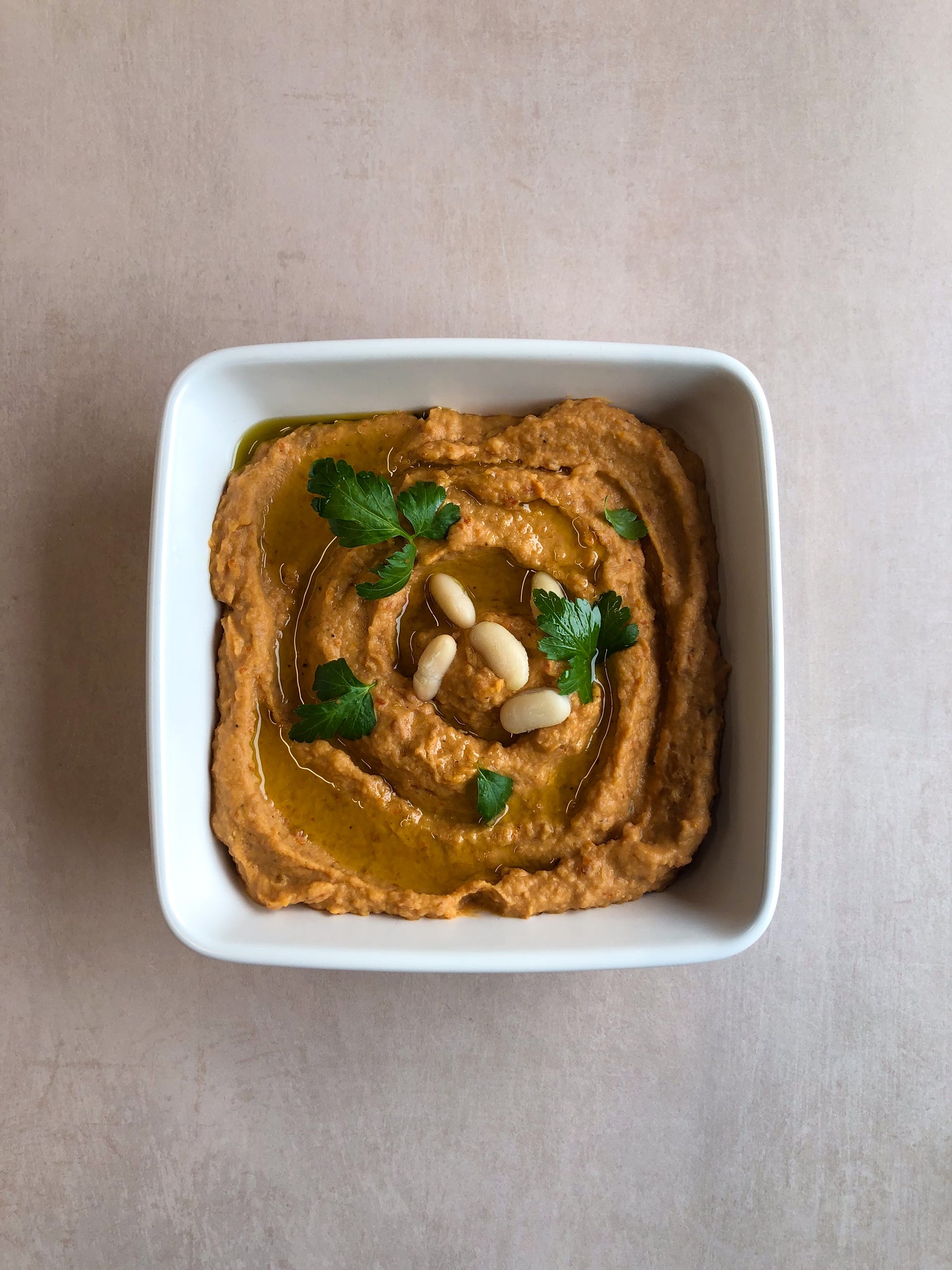 GARLIC CANNELLINI BEAN DIP WITH SUN-DRIED TOMATOES